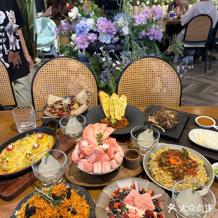 卧卧。。。西安终于也有了