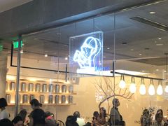 等位区-喜茶(广州天汇igc店)