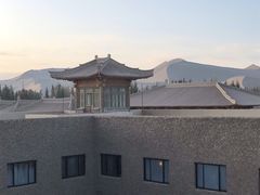 -敦煌山庄摘星阁