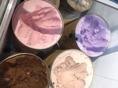 自助冰淇淋-哥老官重庆美蛙鱼头(宝山龙湖店)