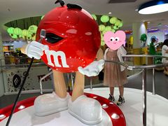 -m豆巧克力世界(上海世茂广场店)