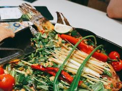 香茅草烤罗非鱼-云海肴·汽锅鸡·云南菜(天山百盛优客店)