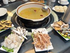 -野菌皇海景野生菌火锅(滨海大道店)