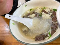 鸭血粉丝汤-颐缘居·南翔小笼馆
