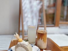 燕麦奶拿铁（云南红酒）-Line 咖啡(石厦花园店)