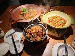 -吃饭皇帝大土家民族菜(荟聚店)