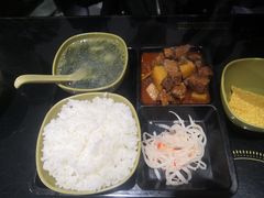 -老师专·玉溪特色小吃