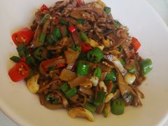 -鑫巴蜀小镇 · 水煮鱼专研店(玉桥店)