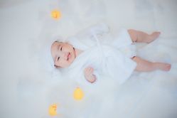 -小熊维尼高端孕婴摄影(清湖金銮店)