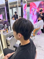 -藤野造型烫发染发