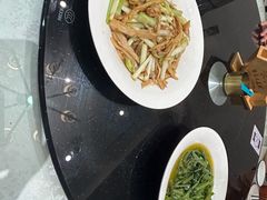 -洛东土菜馆(建国北路店)