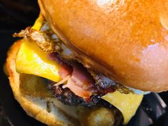 -The Habit Burger Grill 哈比特汉堡(复兴soho店)