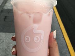 -CoCo都可(八达商城店)