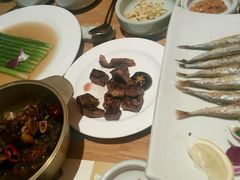 -萨拉伯尔水源素问店·韩国宫廷料理(人民路店)