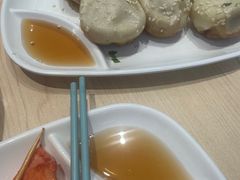 -小杨生煎(金山百联购物中心3楼店)