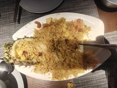 -卡普里披萨·牛扒·下午茶