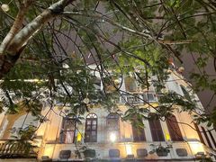 -海口骑楼小吃街