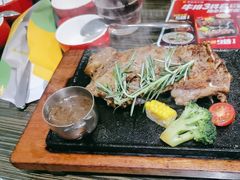 -豪客来牛排(府河店)