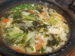 -有红鸡毛店·砂锅菜(抚琴夜市店)