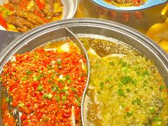 -阿瓦山寨·湘菜现炒·剁椒鱼头王(咸阳总店)