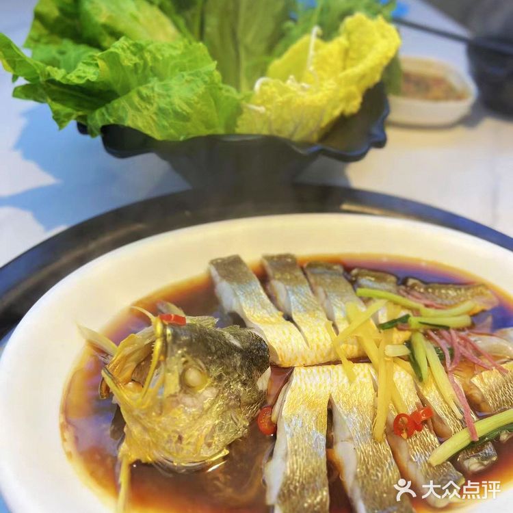 定西路人气尚蒸燚蒸汽海鲜，黄金面包蟹回味无穷