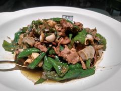 -费大厨辣椒炒肉(高铁吾悦广场店)