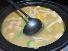 -小厨娘绣中淮扬(总统府大行宫店)