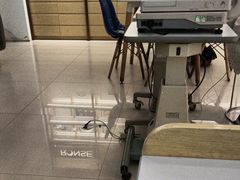 -荣视医眼镜(老车站店)