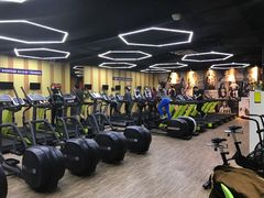 -宝德龙游泳健身