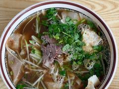 -清真·白家牛肉罩火烧老店(育才街店)