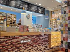 -猫的天空之城概念书店(老虎滩店)