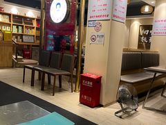 -胡须佬鸡煲四季火锅店(石厦西村直营店)