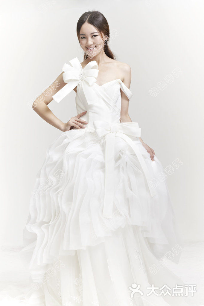 悦色春天婚纱概念馆h5015正面图片-北京更多婚礼服务-大众点评网