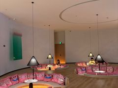 -涨巢·潮玩水疗局