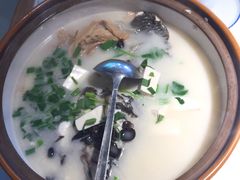 -姜君·千岛湖鱼头馆(浦东大道店)