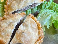 特色牦牛肉馅饼-陀岗美食·云南藏式特色餐厅