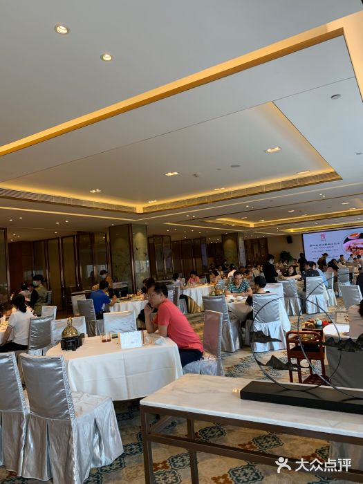 希尔顿花园酒店中餐厅龙庭华宴图片