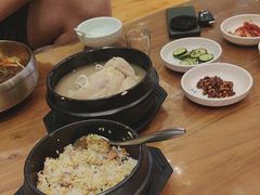-长寿参鸡汤(朝韩风情街店)