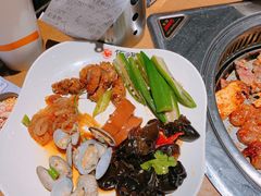 -佰烧海鲜烤肉火锅自助(熙地港店)