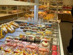 面包甜点陈列柜-爱达乐(广汉飞街店)