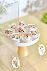 -花轿喜屋婚礼策划