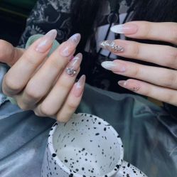 -M·X Nail日式美甲美睫