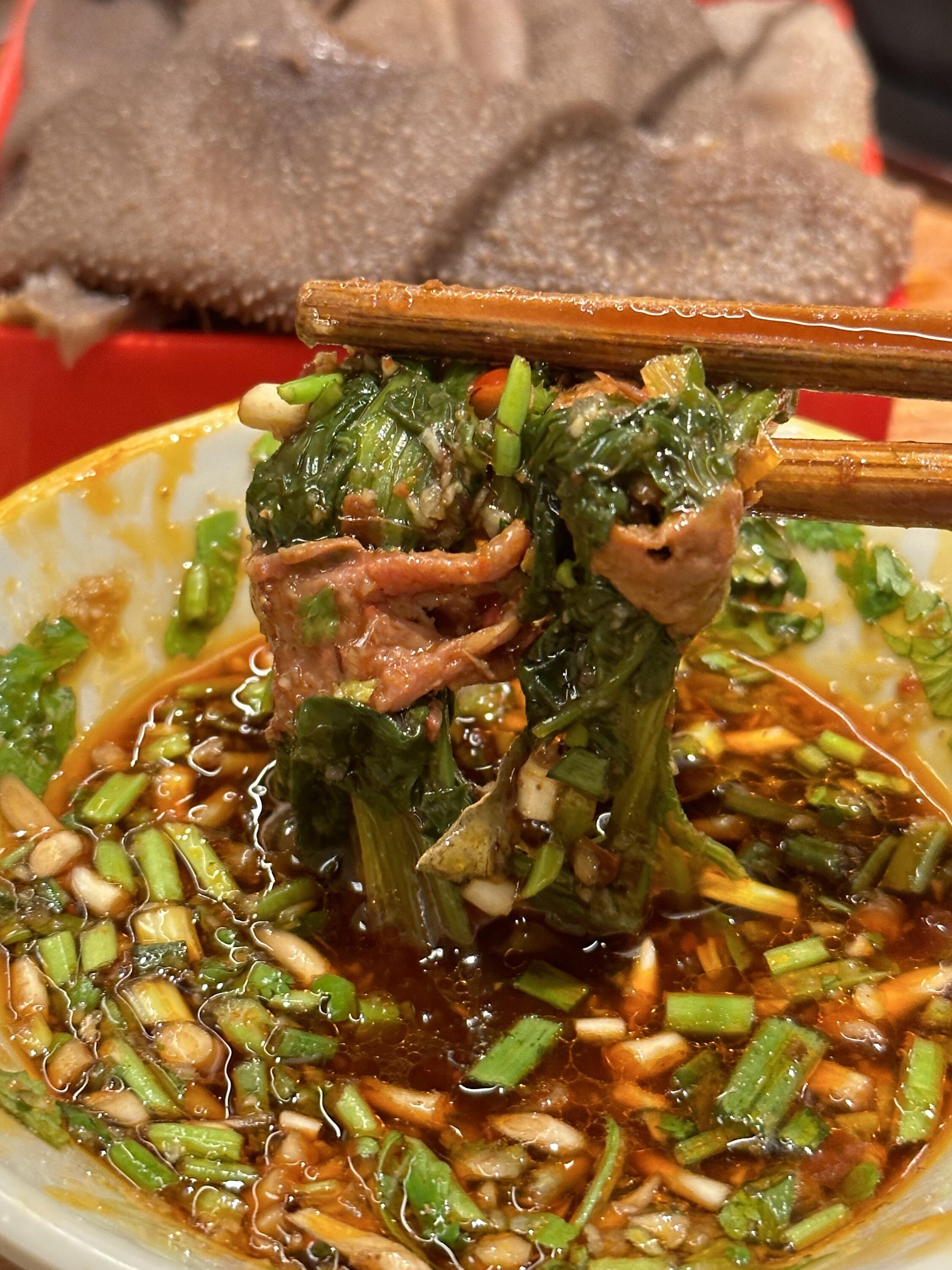 当美食遇上宜昌二马路串串