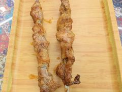 -乡村馕坑肉·烧烤·新疆菜·本地人更爱吃(阿勒泰首店)