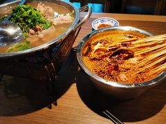 -肖四女乐山跷脚牛肉(世博源店)