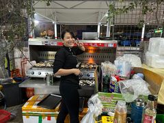 -蚝哥花姐湛江烤生蚝(美丽湾市场店)