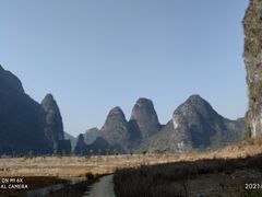-钟山水墨田园