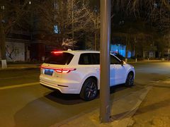 -理想汽车(世纪汇店)
