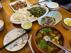 -小厨子私房菜·云南美食店