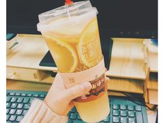 -奈雪的茶(市百一店)